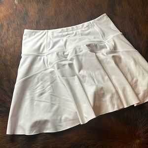 Athleta ace tennis skort in white